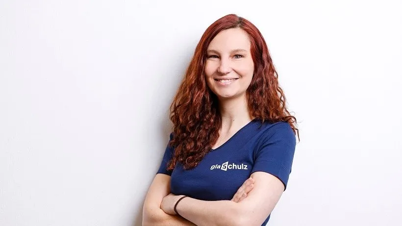 Larissa Pichler von Glaschulz Handel & Glasbau im handwerk.com-Interview.